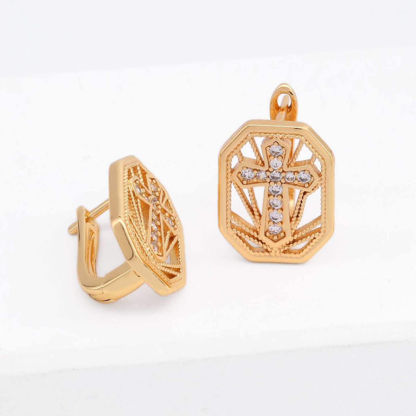 Brass With Plated Fashion Jewelry Earrings