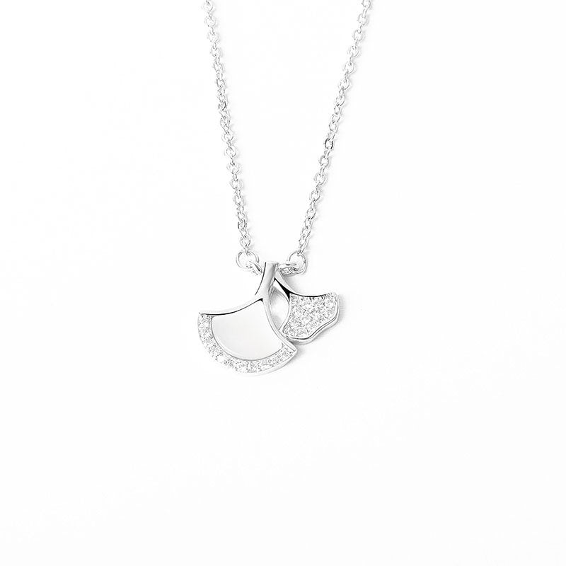 Collar de moda con piedras naturales en plata de ley 925
