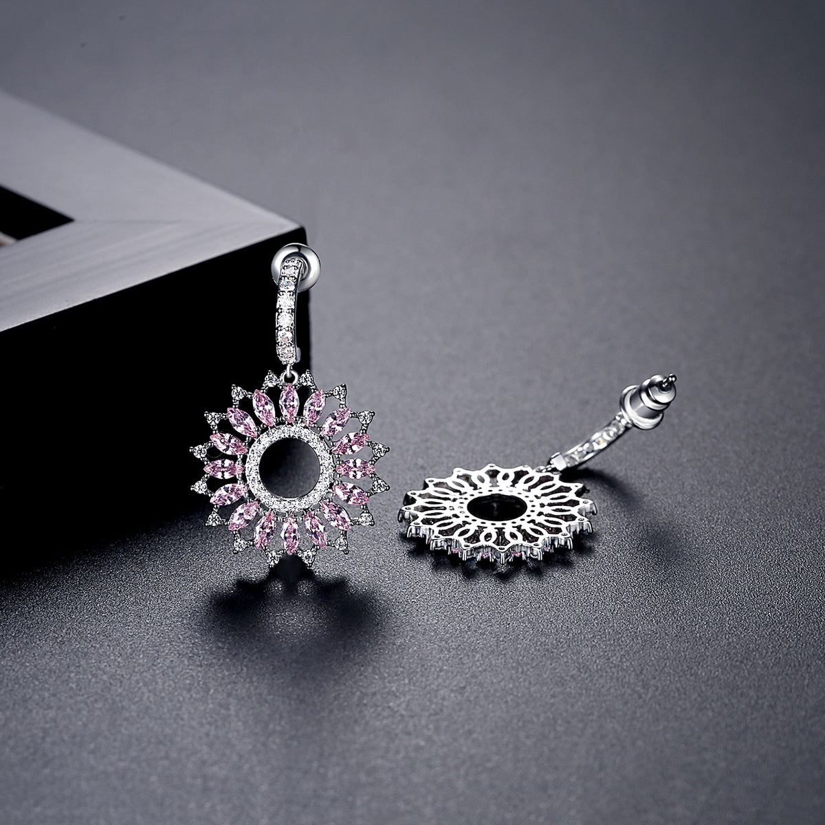 Copper With Gold Plated Fashion Jewelry Earrings