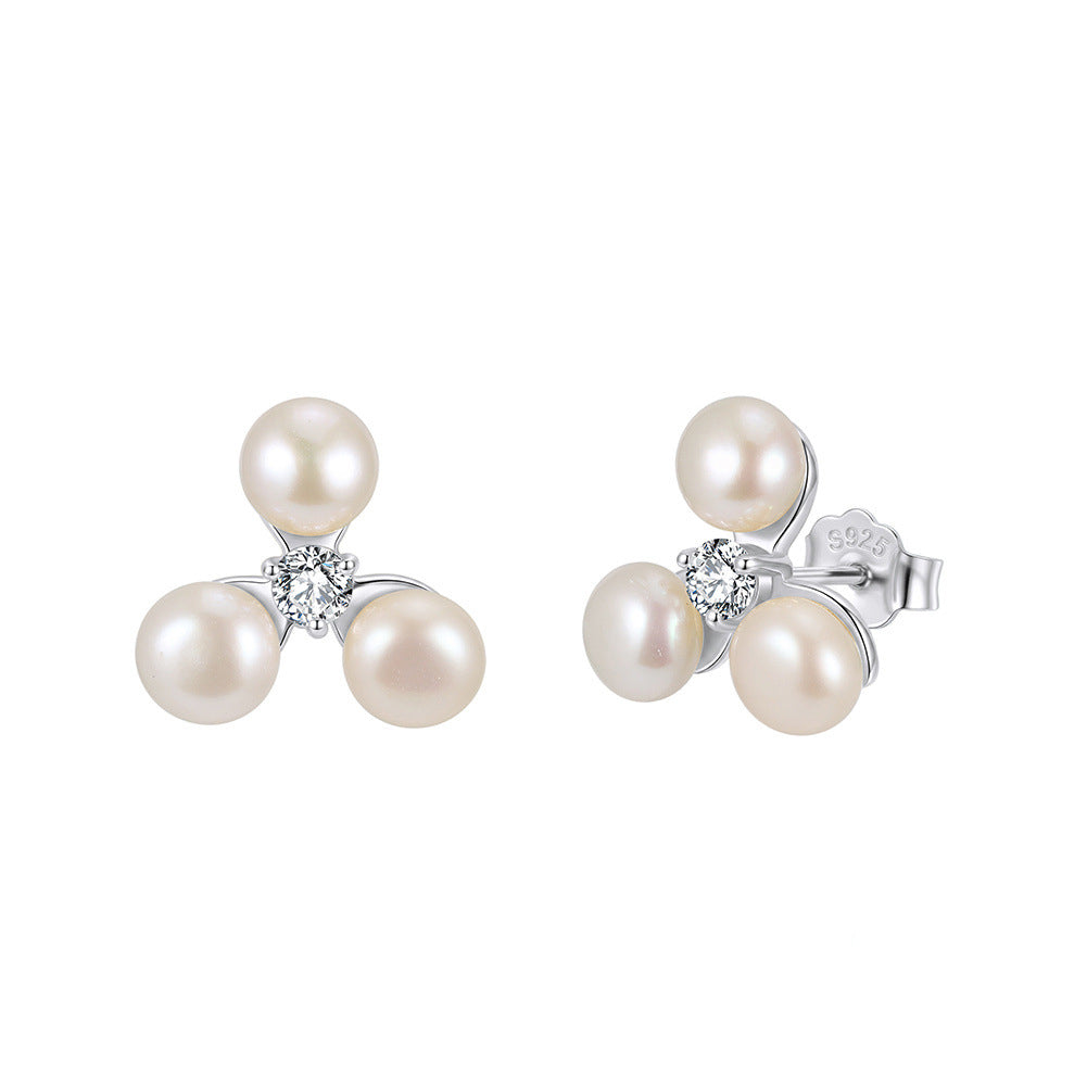 S925 Sterling Silver Triple Freshwater Pearl Stud Earrings, Three Round Lustrous Pearls with Central Sparkling Cubic Zirconia, Clover Style Pearl Studs