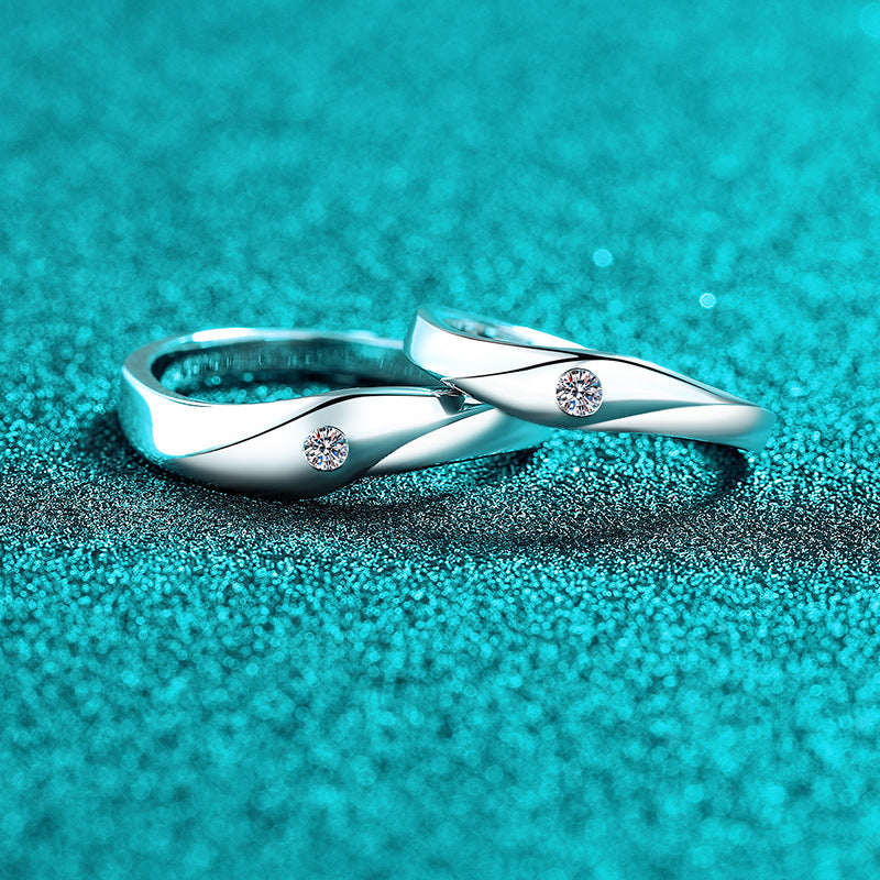 Anillo elegante de moda con circonitas cúbicas en plata de ley 925