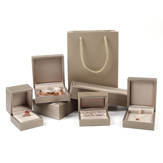 Customized PU Leather Luxury Jewelry Box